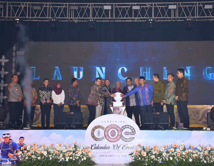 Calendar of Event Sumut 2026 Diluncurkan, Bupati Samosir: Persatuan dan Kolaborasi Sumut Berkah Sektor Pariwisata Untuk Meningkatkan Ekonomi Masyarakat Calendar of Event Sumut 2026 Diluncurkan, Bupati Samosir: Persatuan dan Kolaborasi Sumut Berkah Sektor Pariwisata Untuk Meningkatkan Ekonomi Masyarakat
