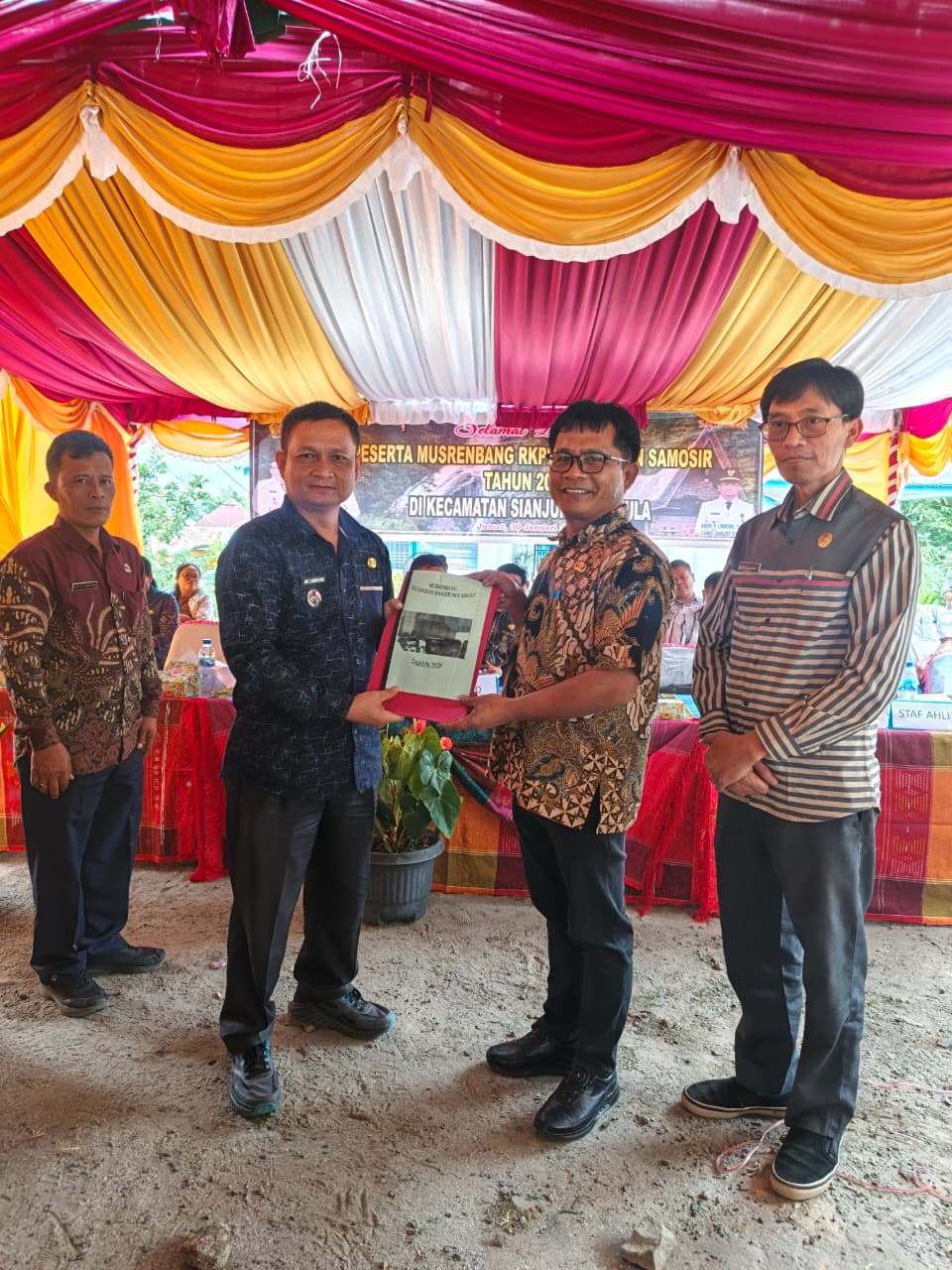 Musrenbang RKPD Kabupaten Samosir Tahun 2027 Tingkat Kecamatan dimulai di Kecamatan Sianjur Mulamula Musrenbang RKPD Kabupaten Samosir Tahun 2027 Tingkat Kecamatan dimulai di Kecamatan Sianjur Mulamula