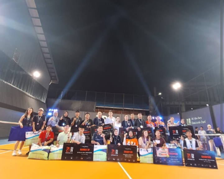 Tim Tenis Lapangan PTPN IV Regional II Sabet Juara Umum Sekaligus Team Terbaik di Turnamen TRC Tim Tenis Lapangan PTPN IV Regional II Sabet Juara Umum Sekaligus Team Terbaik di Turnamen TRC