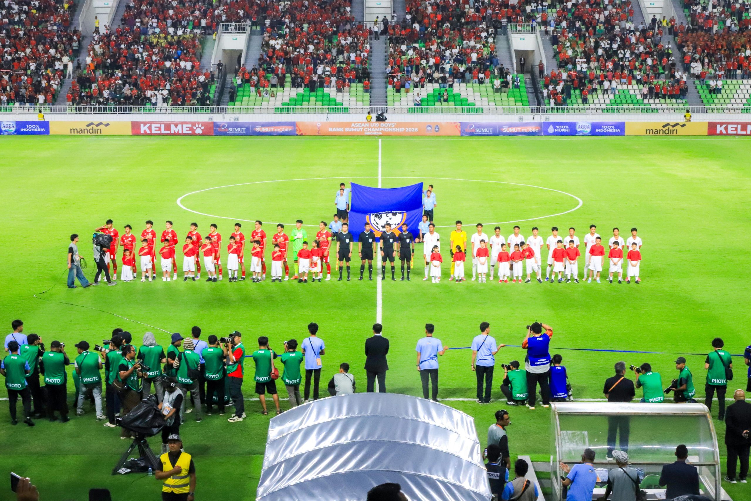 Wali Kota Pematangsiantar Menyaksikan Langsung Kick Off Perhelatan Akbar Piala AFF U-19 2026 Wali Kota Pematangsiantar Menyaksikan Langsung Kick Off Perhelatan Akbar Piala AFF U-19 2026
