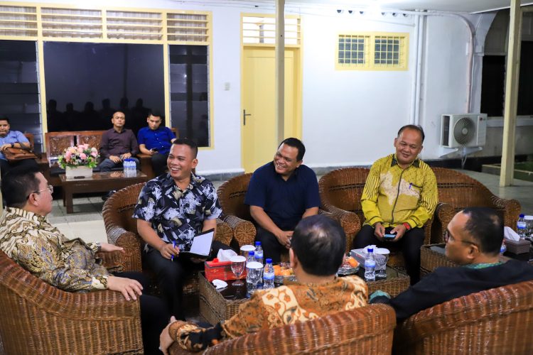 Wali Kota Pematangsiantar Temu Ramah Dengan Pengurus Pusat Gereja Pentakosta Indonesia