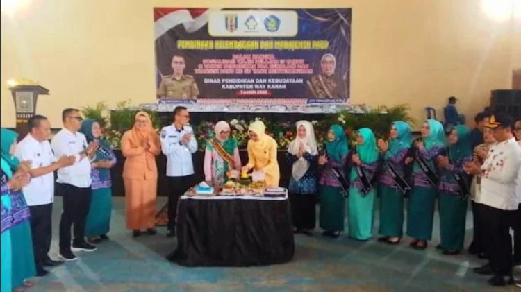 Pemkab Way Kanan Terus Perkuat Komitmen Tingkatkan Kualitas Layanan PAUD Pemkab Way Kanan Terus Perkuat Komitmen Tingkatkan Kualitas Layanan PAUD