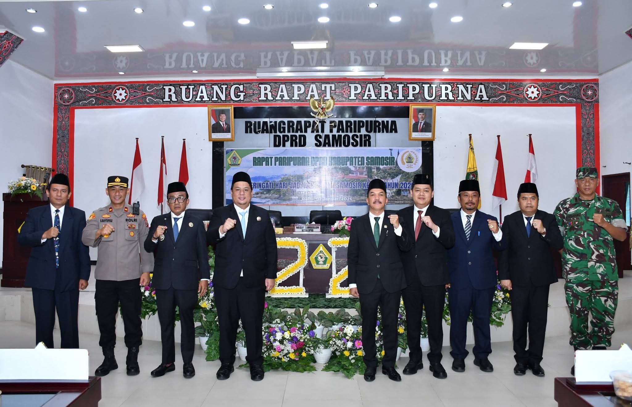 Paripurna Hari Jadi ke-22 Samosir, Bupati: Terus Berbenah dan Membangun di Tengah Keterbatasan Paripurna Hari Jadi ke-22 Samosir, Bupati: Terus Berbenah dan Membangun di Tengah Keterbatasan