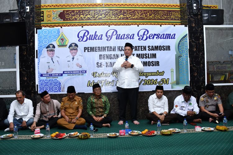 Bupati dan Wabup Samosir Buka Puasa Bersama Umat Muslim, Tekankan Kerukunan Antarumat Beragama Bupati dan Wabup Samosir Buka Puasa Bersama Umat Muslim, Tekankan Kerukunan Antarumat Beragama