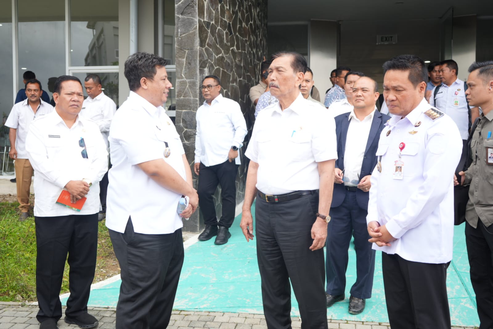Ketua DEN Pimpin Pembahasan Pertanian AI, Bupati Samosir Dukung Transformasi Digital Sektor Pertanian Ketua DEN Pimpin Pembahasan Pertanian AI, Bupati Samosir Dukung Transformasi Digital Sektor Pertanian