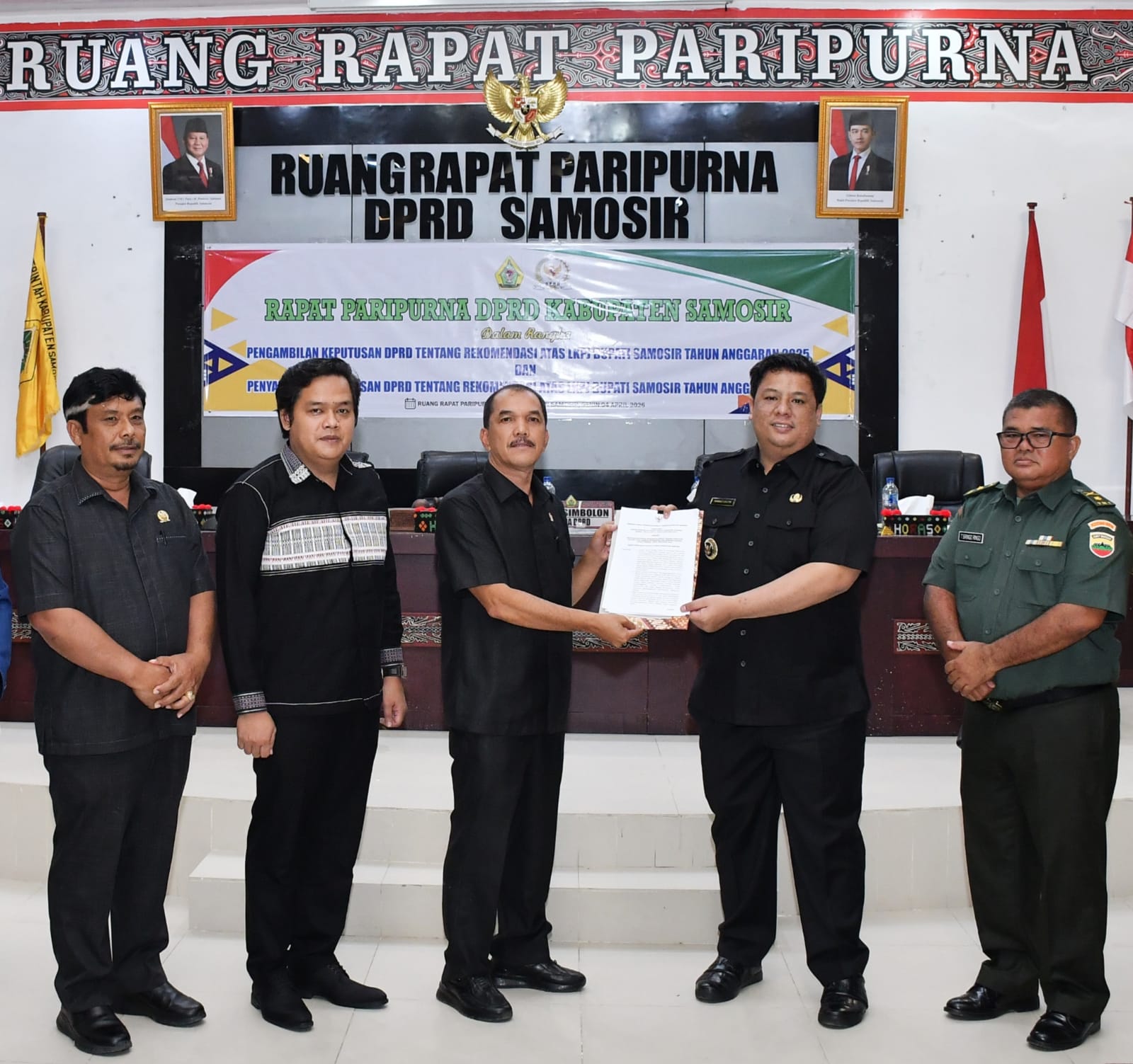 DPRD Setujui LKPJ Bupati Samosir Tahun Anggaran 2025 DPRD Setujui LKPJ Bupati Samosir Tahun Anggaran 2025