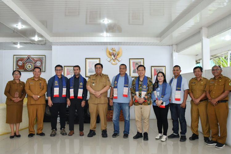 Bupati Samosir Terima Kunjungan Oxford Policy Managemen Inggris, Perkuat Komitmen Pembangunan Pertanian Berbasis Energi Rendah Karbon Bupati Samosir Terima Kunjungan Oxford Policy Managemen Inggris, Perkuat Komitmen Pembangunan Pertanian Berbasis Energi Rendah Karbon