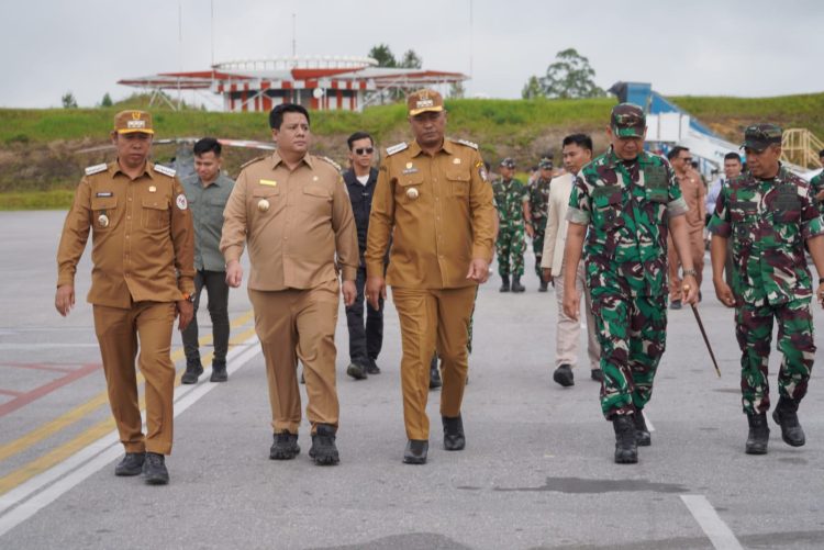 Kunker ke Bona Pasogit, Bupati Vandiko Apresiasi Kepedulian KASAD Maruli Simanjuntak Konsep Otomatis