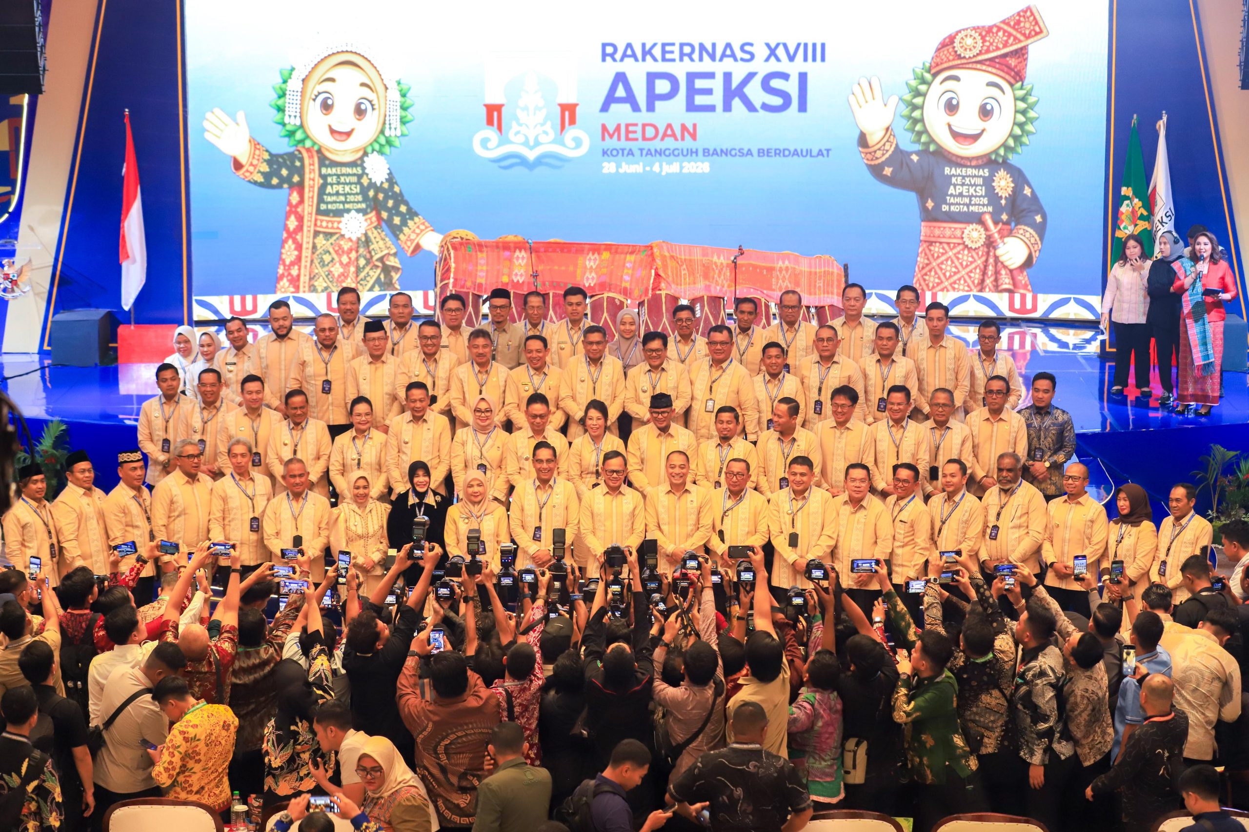 Wali Kota Pematangsiantar Wesly Silalahi Hadiri Pembukaan Rakernas XVIII APEKSI