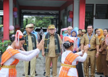 Wali Kota Pematangsiantar Membuka MPLS di UPTD SD Negeri 122332 Wali Kota Pematangsiantar Membuka MPLS di UPTD SD Negeri 122332