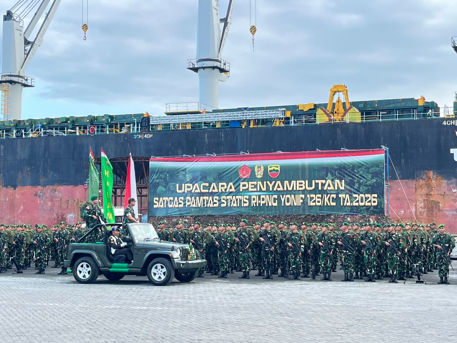 Brimob Polda Sumut Sambut Kepulangan Satgas Yonif 126/KC, Wujud Sinergi Menghormati Pengabdian Prajurit Penjaga Perbatasan Brimob Polda Sumut Sambut Kepulangan Satgas Yonif 126/KC, Wujud Sinergi Menghormati Pengabdian Prajurit Penjaga Perbatasan