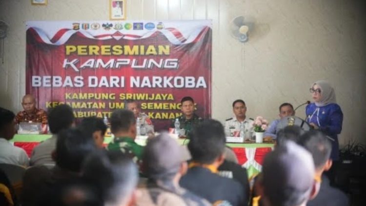 Bupati Ayu Asalasiyah Resmikan Kampung Sriwijaya Umpu Semenguk Jadi Kampung Bebas Narkoba