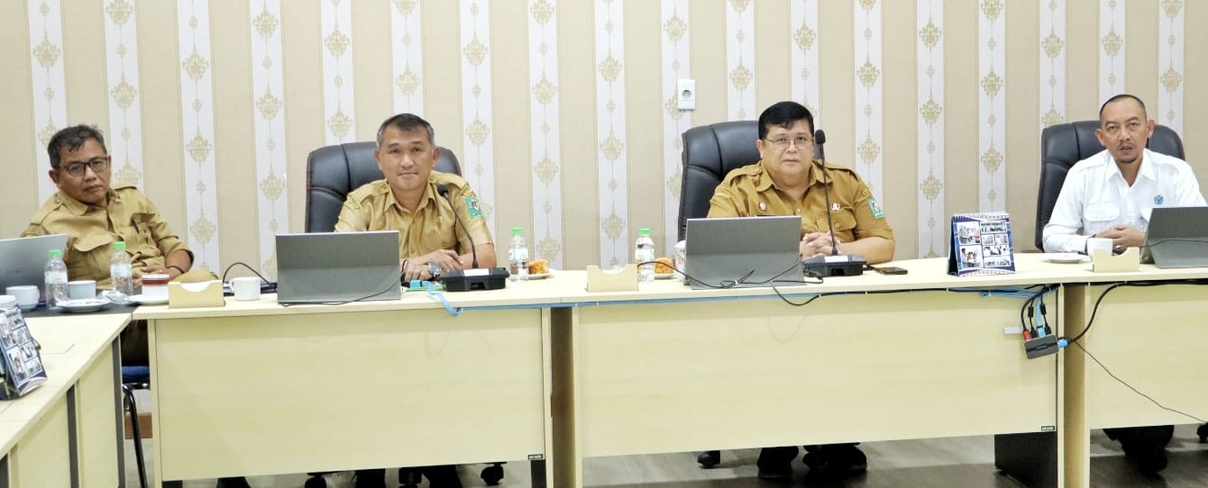 Pemkab Simalungun Rakor Pengelolaan Sampah Terintegrasi, Terpadu, dan Berkelanjutan: Dorong Sistem Terpadu hingga Bank Sampah di Nagori dan Kelurahan