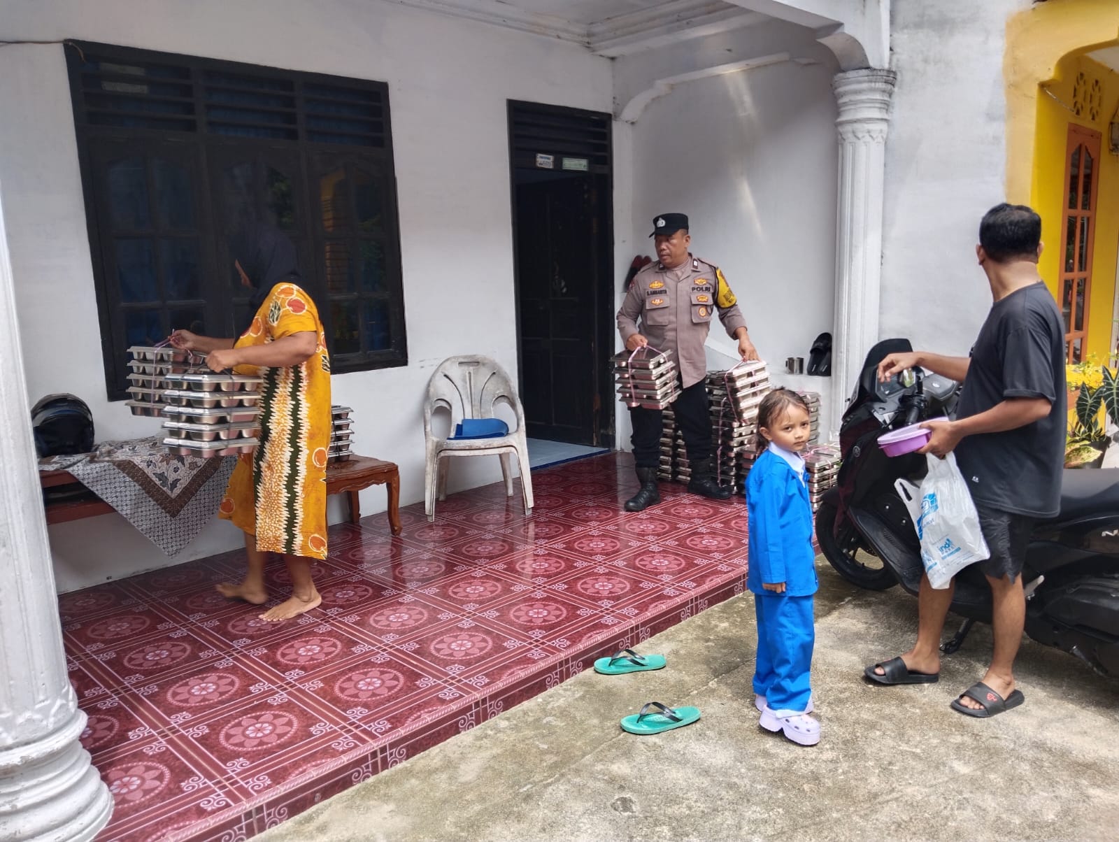 Polsek Siantar Martoba Monitoring Distribusi MBG di Posyandu