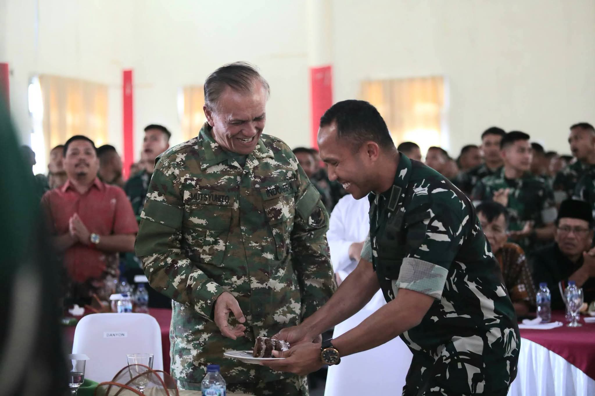 Batalyon Infanteri TP 906/SLG Melaksanakan Ramah Tamah Dan Syukuran Ulang Tahun ke-I Batalyon Yang Berbasis di Pakpak Bharat