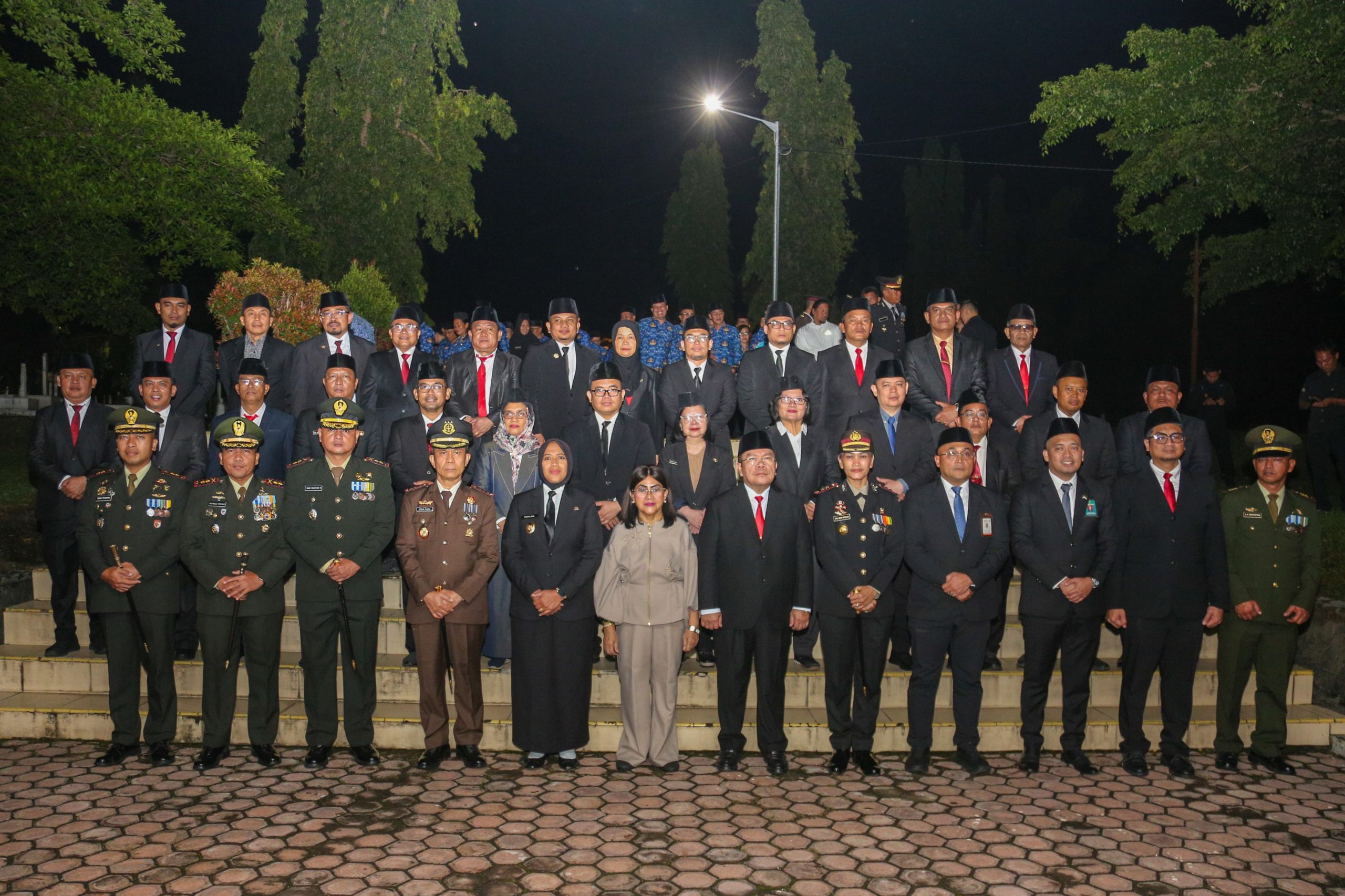 Wali Kota dan Forkopimda Plus Kota Pematangsiantar dan Kabupaten Simalungun Hadiri Apel Kehormatan dan Malam Renungan Suci, Peringatan HUT ke-81 RI