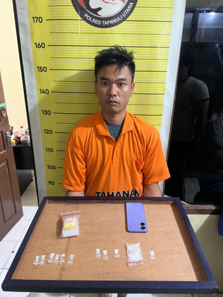 Sat Narkoba Polres Taput Ringkus Residivis Pengedar Narkotika Dari Tempat Kos-Kosan di Siborongborong Sat Narkoba Polres Taput Ringkus Residivis Pengedar Narkotika Dari Tempat Kos-Kosan di Siborongborong