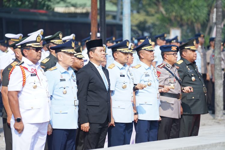 Brimob Polda Sumut Hadiri Upacara Peringatan Palagan Utama Medan Area, Kobarkan Semangat Perjuangan dan Pengabdian Brimob Polda Sumut Hadiri Upacara Peringatan Palagan Utama Medan Area, Kobarkan Semangat Perjuangan dan Pengabdian
