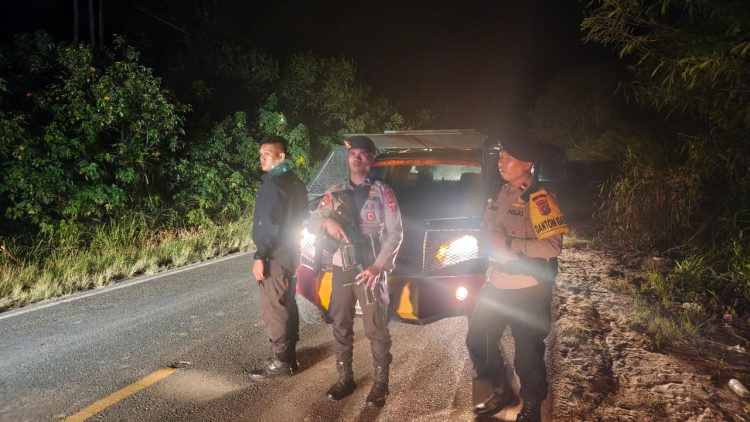 Patroli Dialogis Brimob Sumut, Antisipasi Gangguan Kamtibmas di Jalur Lintas Sumatera Patroli Dialogis Brimob Sumut, Antisipasi Gangguan Kamtibmas di Jalur Lintas Sumatera