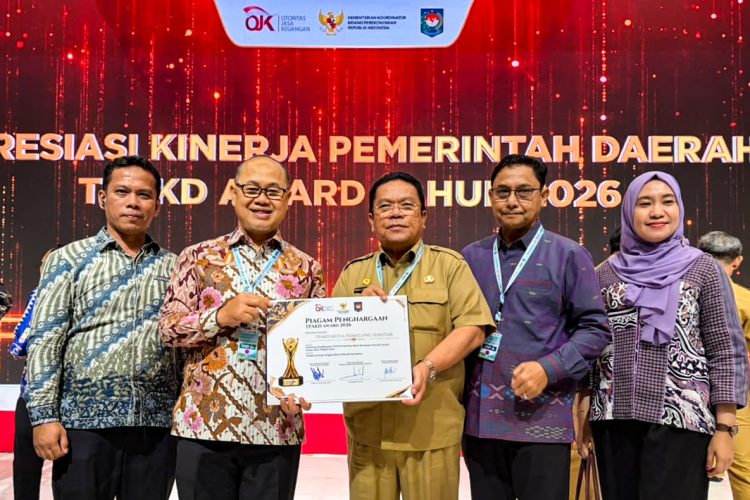 Wali Kota Pematangsiantar Menerima Penghargaan Kota Pematangsiantar sebagai Nominasi Tim Percepatan Akses Keuangan Daerah Award Tahun 2026 Wali Kota Pematangsiantar Menerima Penghargaan Kota Pematangsiantar sebagai Nominasi Tim Percepatan Akses Keuangan Daerah Award Tahun 2026