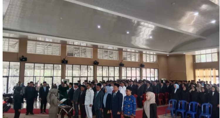 Bupati Way Kanan Lantik 231 ASN Manajerial dan Fungsional Bupati Way Kanan Lantik 231 ASN Manajerial dan Fungsional