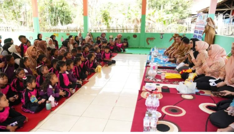 Pemkab Way Kanan Luncurkan Program Dharma Wanita Mengajar Konsep Otomatis
