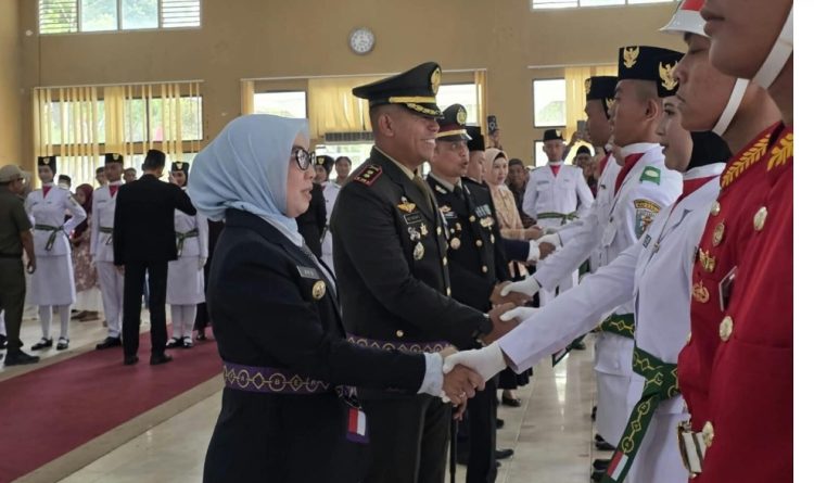 Bupati Ayu Asalasiyah Kukuhkan Paskibraka Way Kanan 2026, Teguhkan Semangat Pengabdian Generasi Muda Bupati Ayu Asalasiyah Kukuhkan Paskibraka Way Kanan 2026, Teguhkan Semangat Pengabdian Generasi Muda