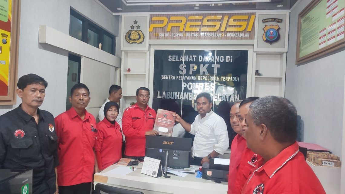 Pengurus DPC PDI Perjuangan Labusel pasca melaporkan Menkop Budi Arie Setiadi