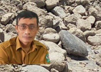 Kadis PUTR Simalungun Ir Hotbinson Damanik dan material base batu kerikil bulat