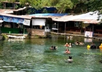Pemandian Karang Anyer di area HGU PTPN IV Unit Laras di Nagori Karang Anyer, Kecamatan Gunung Maligas