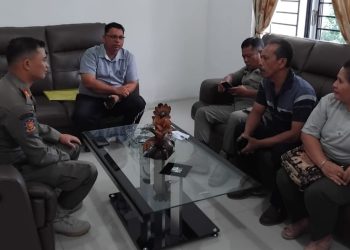 Kuasa hukum Pondang Hasibuan SH MH pasca mendatangi Kantor Satpol PP Pematang Siantar