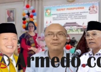 Ketua DPRD Sugiarto, Setwan Justina, Ketua Komisi II Maraden, Bupati Anton dengan latar belakang suasana rapat Paripurna