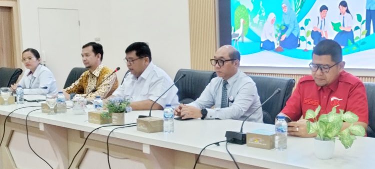 Sekda Mixnon A Simamora pasca imbau pelajar menabung sejak dini