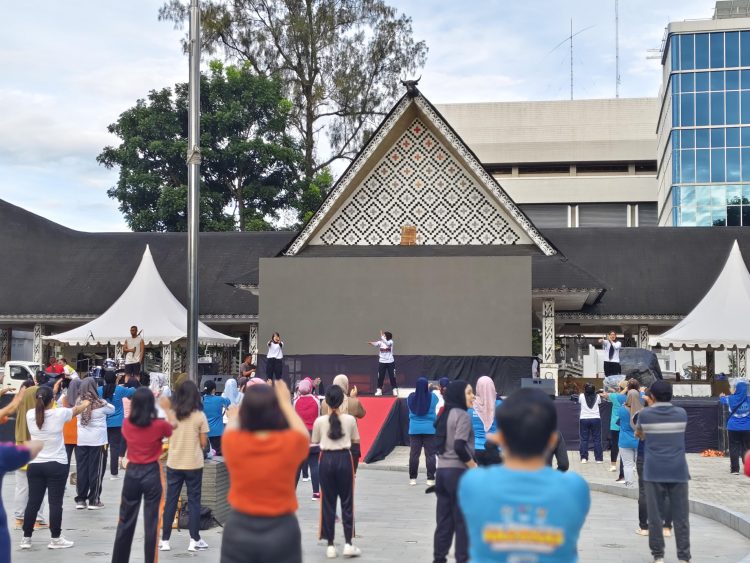 Dispar dan KORMI Gelar Senam Sehat Bugar Bersama ASN Pemko Siantar