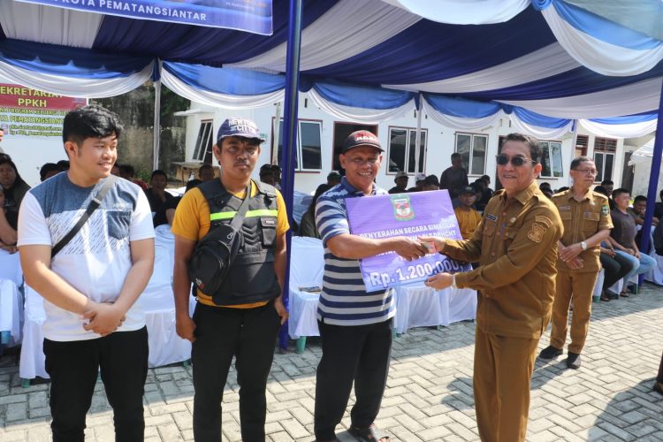 1258 Warga Penerima Manfaat Peroleh BLT DBH-CHT dari Pemko Siantar