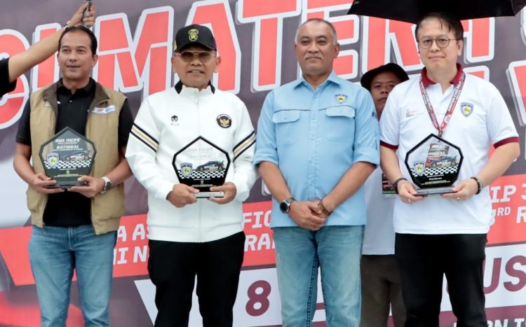 Aldio Oeken dan Respati Adhi Raih Juara Pertama, Kejuaraan Internasional FIA APRC 2025