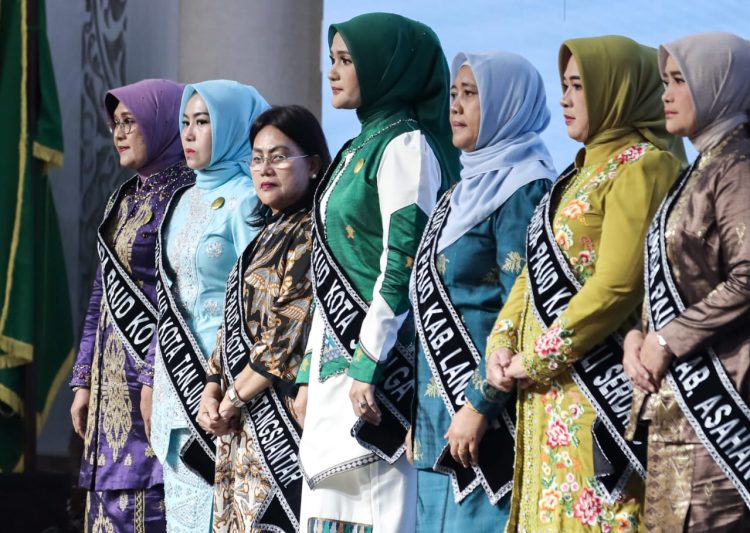 Ny Liswati Wesly Silalahi Dikukuhkan Sebagai Bunda PAUD dan Literasi