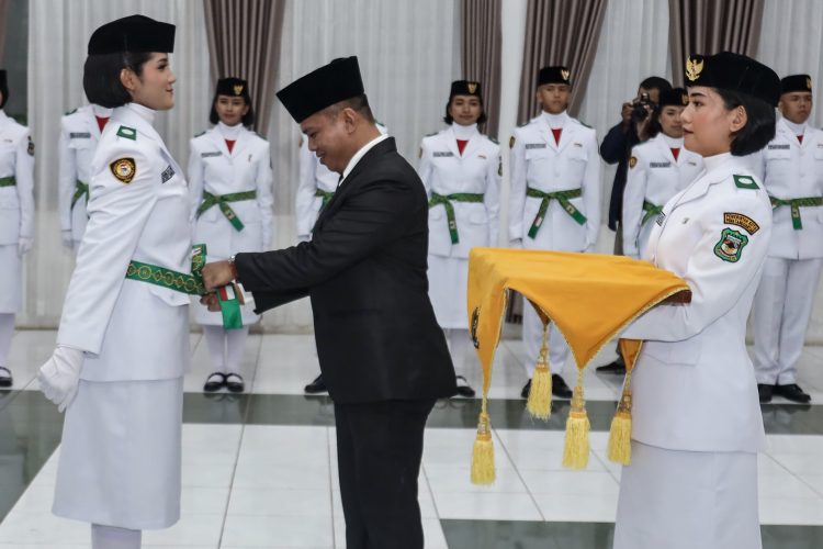 Paskibraka 2025 Kota Pematangsiantar Dikukuhkan Wali Kota