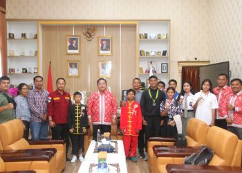 Wesly Silalahi Berangkatkan Dua Atlit Wushu Naga Sakti Ikuti Kejuaraan di Penang