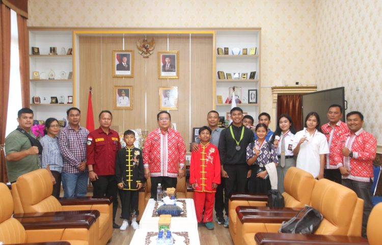 Wesly Silalahi Berangkatkan Dua Atlit Wushu Naga Sakti Ikuti Kejuaraan di Penang