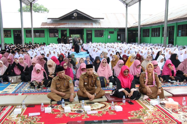 Madrasah Tsanawiyah Negeri Siantar Gelar Maulid Nabi Muhammad SAW