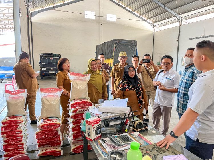 Jelang Akhir Tahun Tim Satgas Pangan Pemko Siantar dan Tim Polres Sidak HET