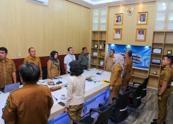 Wesly Silalahi dan Tim Pengendali Inflasi Daerah Ikuti Rakor Zoom Meeting dengan Mendagri