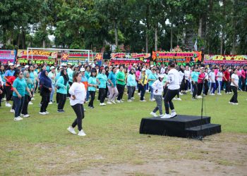 Hari Kesehatan Nasional Diawali Senam Massal di Pematangsiantar