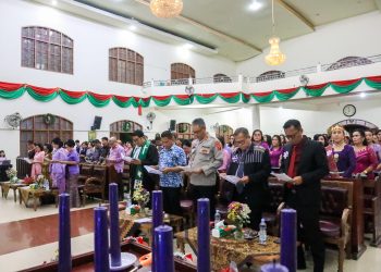 Keluarga Besar RSUD dr Djasamen Saragih Pematangsiantar Rayakan Natal