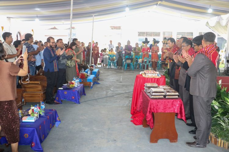 Yubileum 75 Tahun GBKP Runggun Pematangsiantar Dihadiri Wali Kota