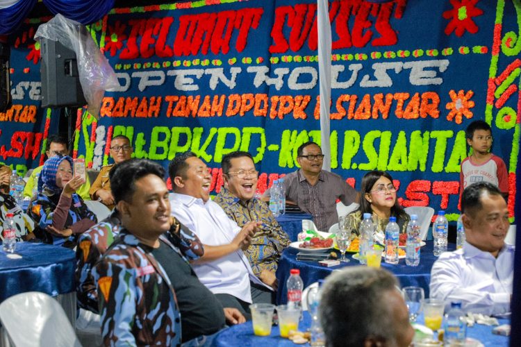 Wali Kota dan Ketua TP PKK Hadiri Open House DPD IPK Siantar