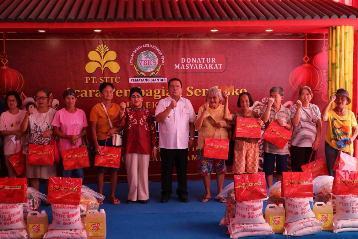 Sambut Tahun Baru Imlek, Wali Kota Bantu Warga Tionghoa Siantar