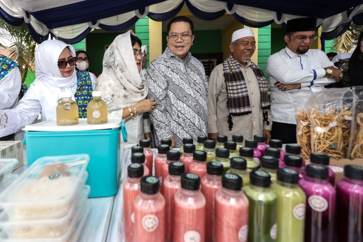 Pengurus Daerah BKMT Siantar Buka Warung Ramadhan