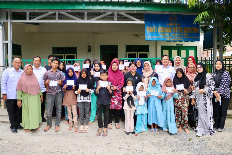 Ramadhan Berbagi Perumda Tirtauli Dihadiri Ketua TP PKK
